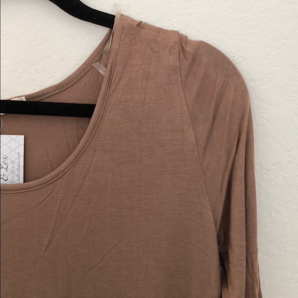 Tunic - Picture 2 of 4